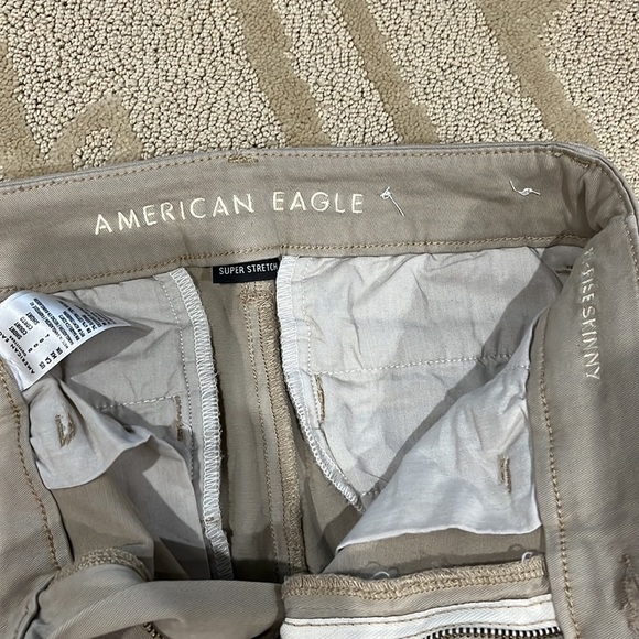 american eagle khaki jeans - Picture 3 of 3